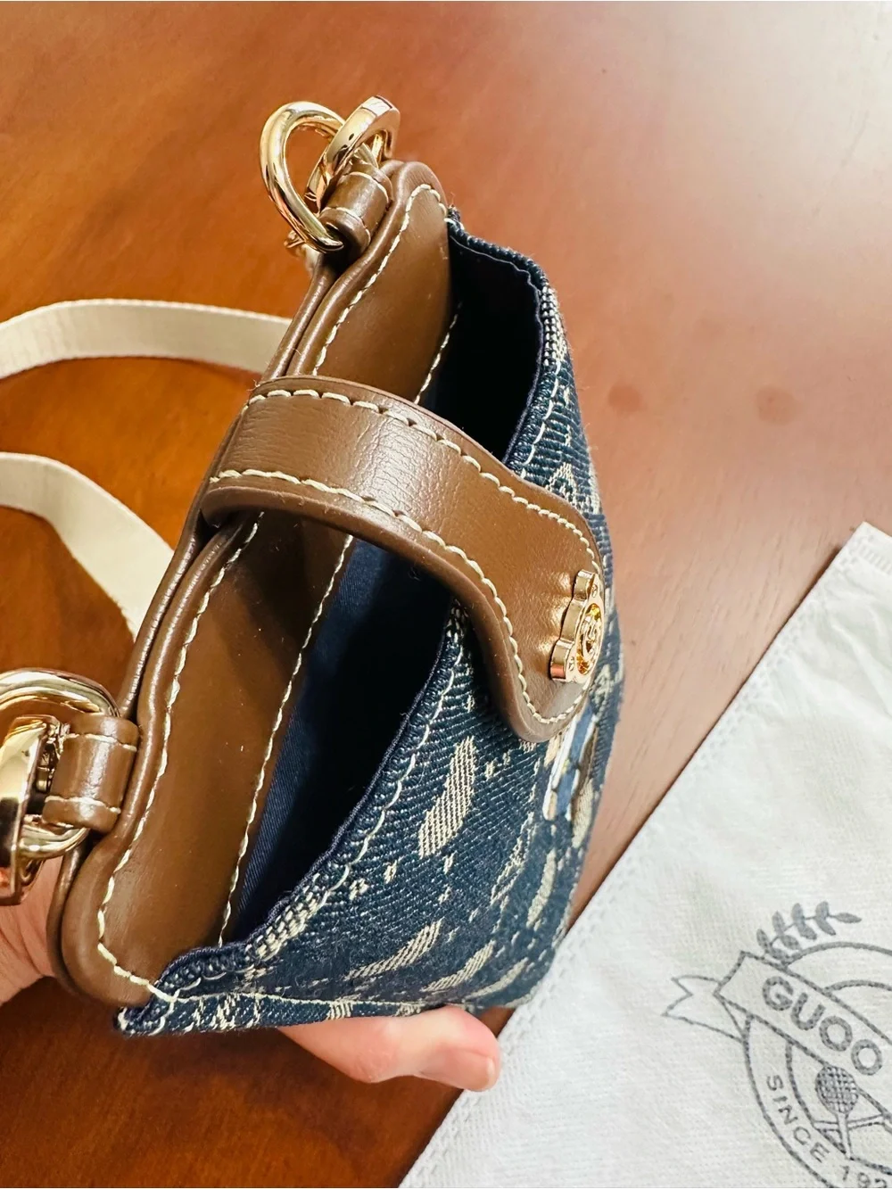 Guoo Bear Navy Phone/Wallet Crossbody with Dust Bag - Picture 5 of 7